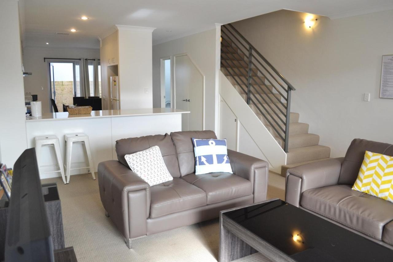 North Coogee Beach House Фримантл Экстерьер фото