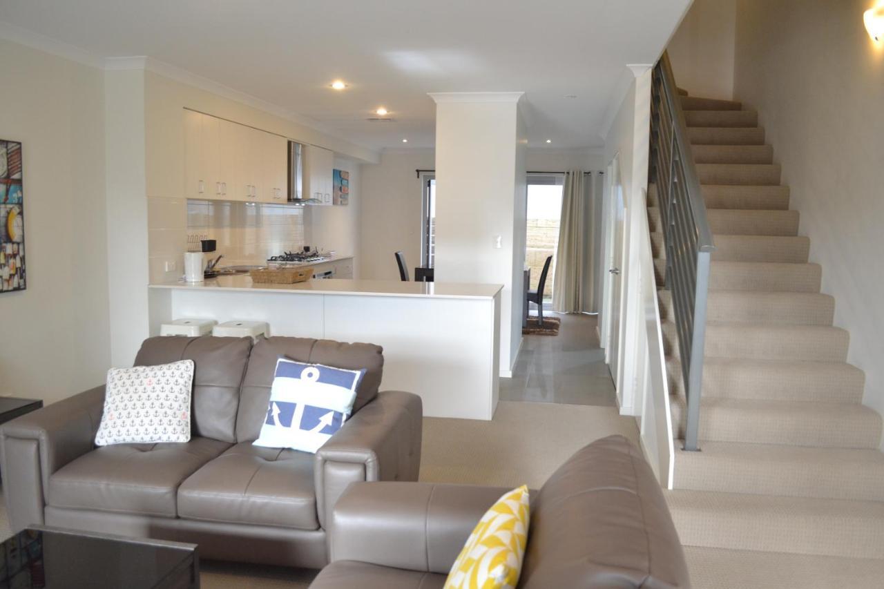 North Coogee Beach House Фримантл Экстерьер фото